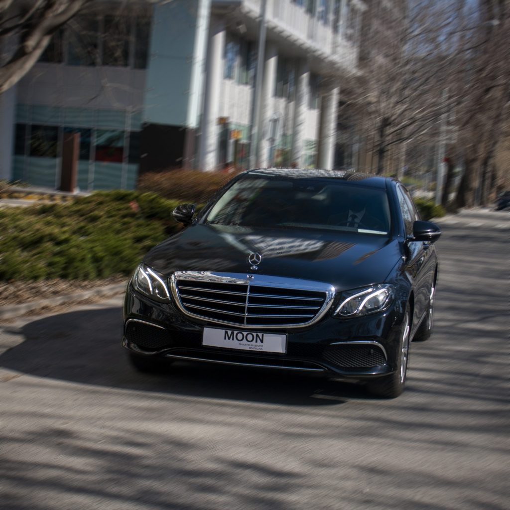 Bratislava airport transfer, VIP chauffeur service Bratislava, event transportation services Bratislava, Bratislava to Vienna airport transfer, Bratislava to Prague transfer, Bratislava to Budapest transfer