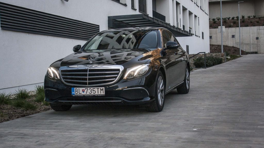Bratislava airport transfer, VIP chauffeur service Bratislava, event transportation services Bratislava, Bratislava to Vienna airport transfer, Bratislava to Prague transfer, Bratislava to Budapest transfer